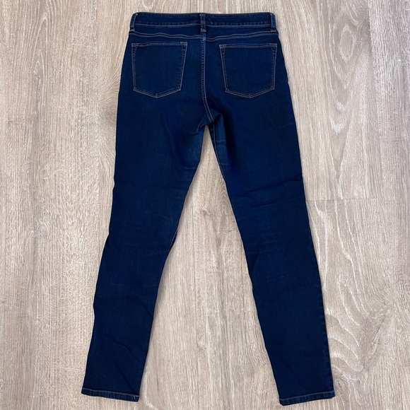 Banana Republic Factory Dark Wash Skinny Fit Jean Size 10 30 - Picture 3 of 14